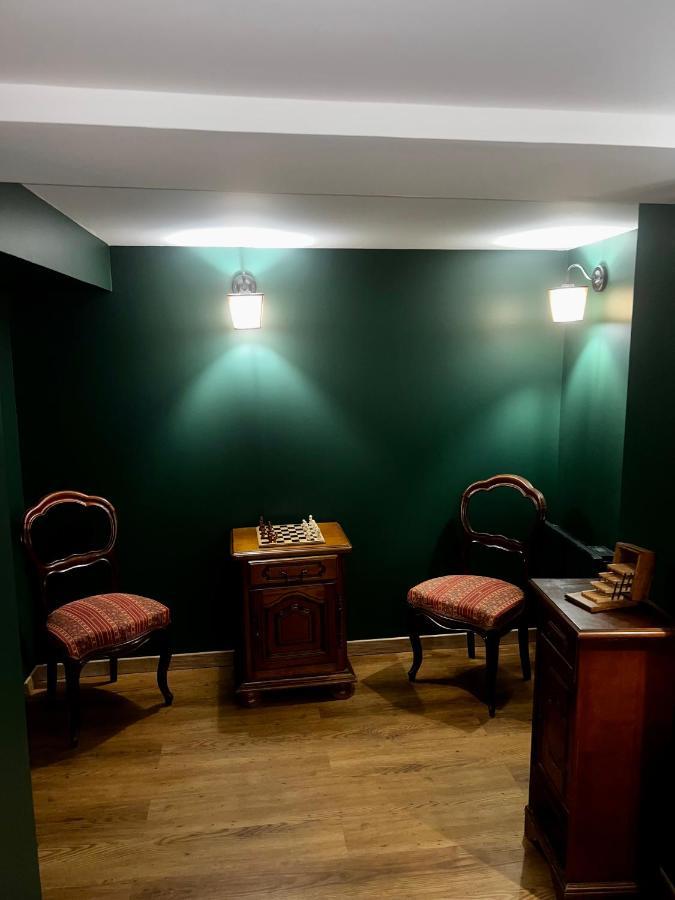 Le Secret D'Adam Apartment รูออง ภายนอก รูปภาพ