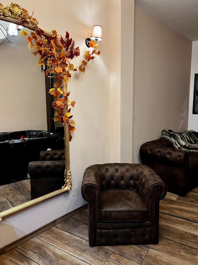 Le Secret D'Adam Apartment รูออง ภายนอก รูปภาพ