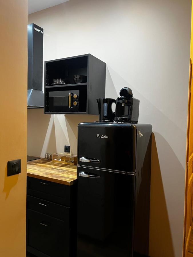 Le Secret D'Adam Apartment รูออง ภายนอก รูปภาพ