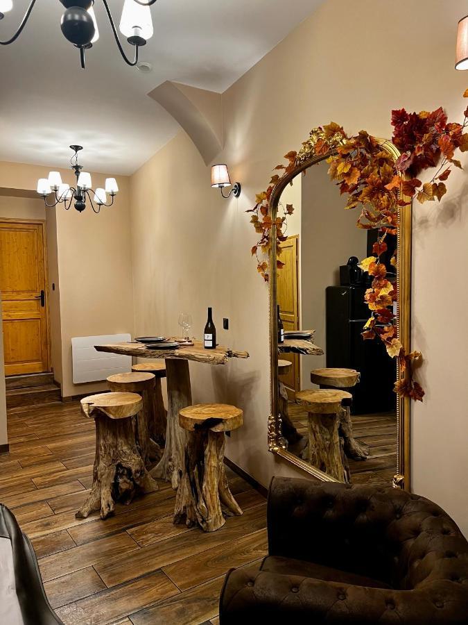 Le Secret D'Adam Apartment รูออง ภายนอก รูปภาพ