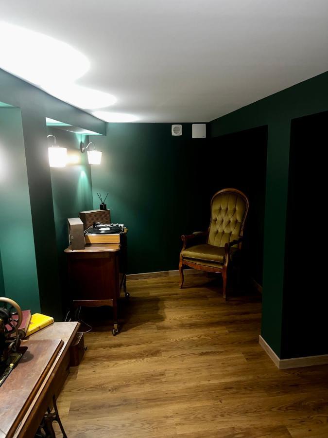 Le Secret D'Adam Apartment รูออง ภายนอก รูปภาพ